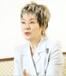 芳村 真理さん