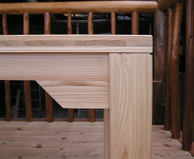木のテーブル「D-table」