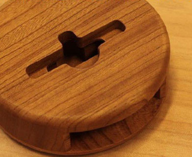 iphone木製スタンドスピーカー