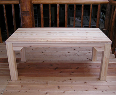木のテーブル「D-table」