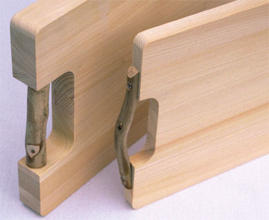 四万十桧「枝手付きまな板」